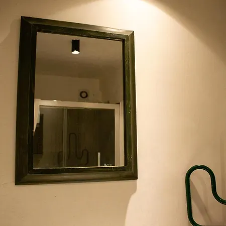 Apollo فندق مبيت وإفطار