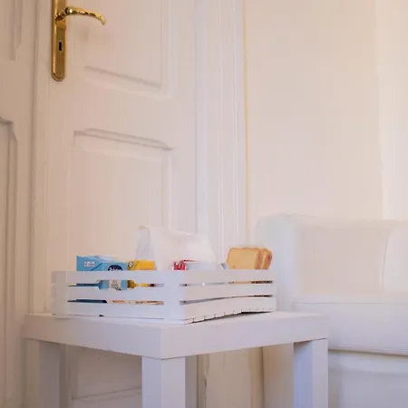 Apollo Bed & Breakfast Lecce