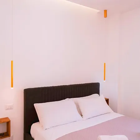 Apollo Bed & Breakfast