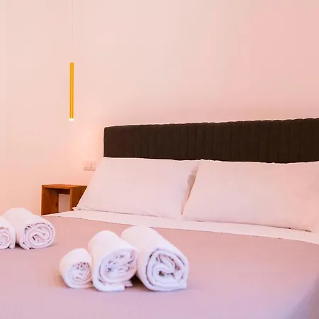 Bed & Breakfast Apollo 4*