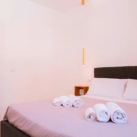 Apollo Bed & Breakfast