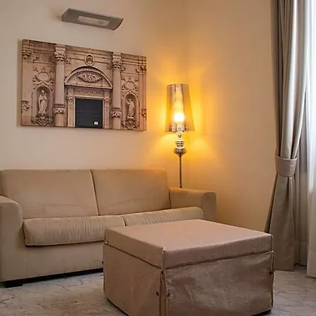 Apollo Oda ve Kahvaltı 4*