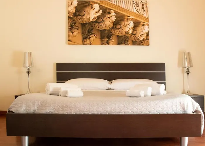 住宿加早餐酒店 阿波罗套房酒店