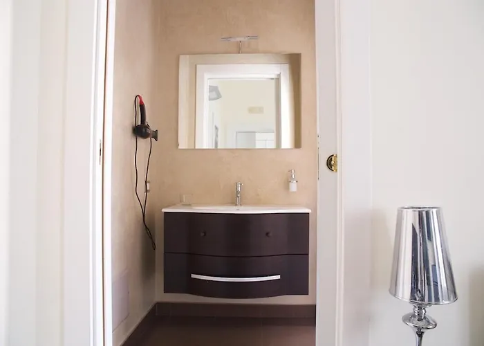 住宿加早餐酒店 阿波罗套房酒店 莱切